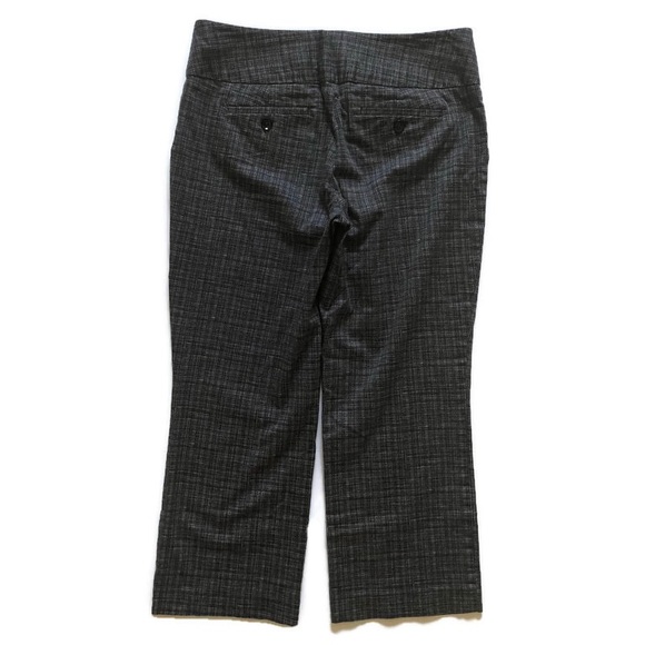 Express Design Studio Blk/White EDITOR Capri Pants - Picture 3 of 4